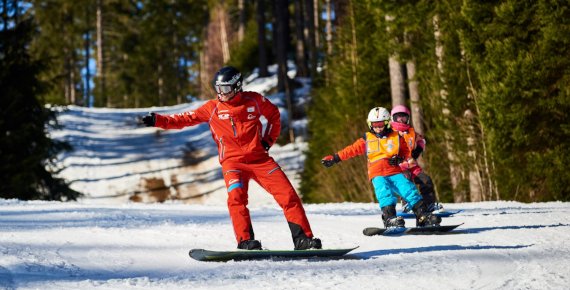 Privátní výuka v lyžařské a snowboardové škole na Bílé